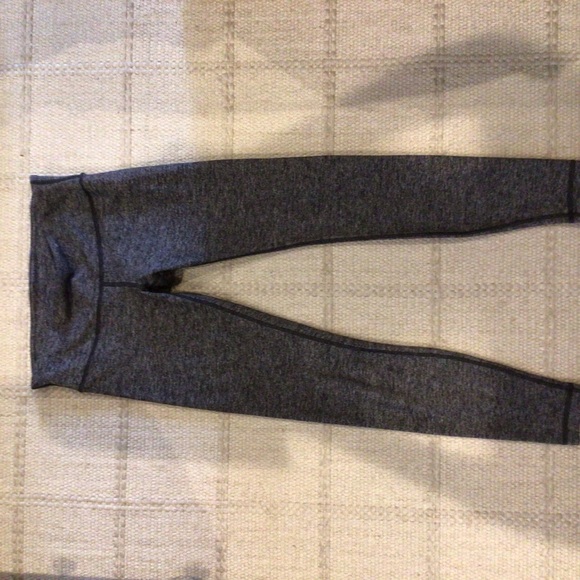 LuLu leggings - Picture 2 of 4